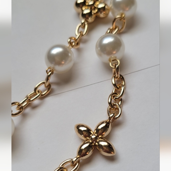 Fashion Gold and Pearl Handbag Charm